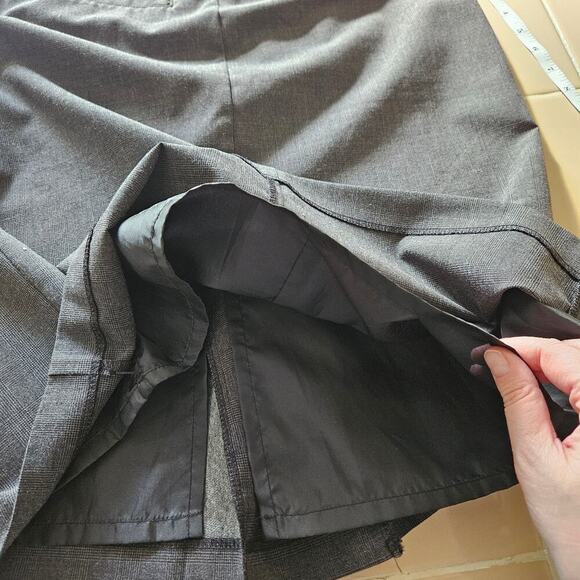 Grey Checkered Belted Midi Skirt Size 8 Medium Below the Knee Office Siren - Picture 8 of 10